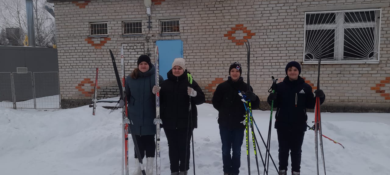 Обучающиеся СШК готовятся к  районным соревнованиям по лыжным гонкам..